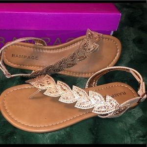 NIB Rampage Rose Gold sandals